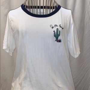 White basic old navy tee